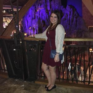 Meet your Posher, Lynsey